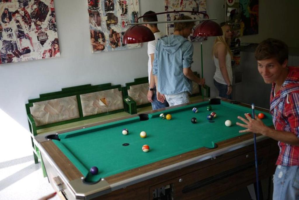 Hostel Huetteldorf Wiedeń Zewnętrze zdjęcie