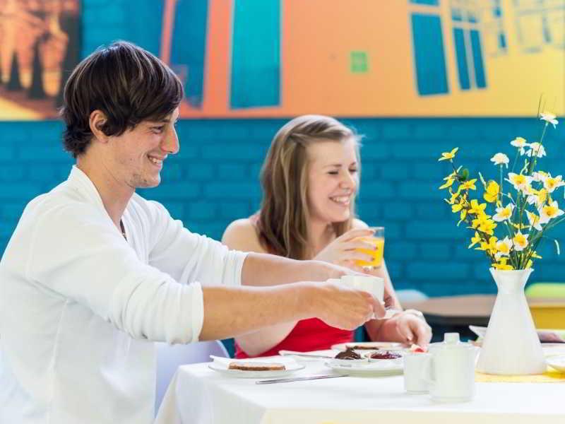 Hostel Huetteldorf Wiedeń Zewnętrze zdjęcie