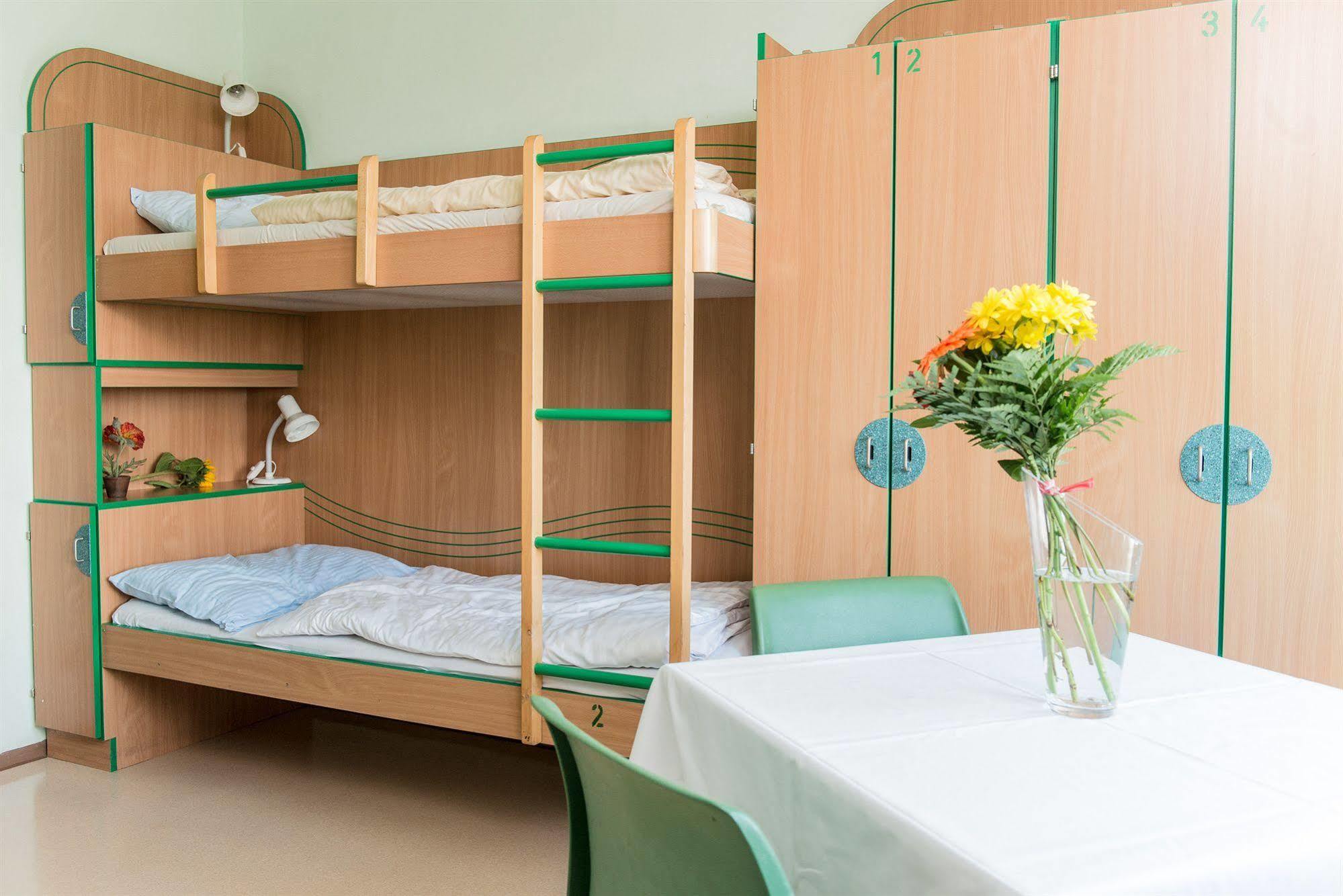 Hostel Huetteldorf Wiedeń Zewnętrze zdjęcie