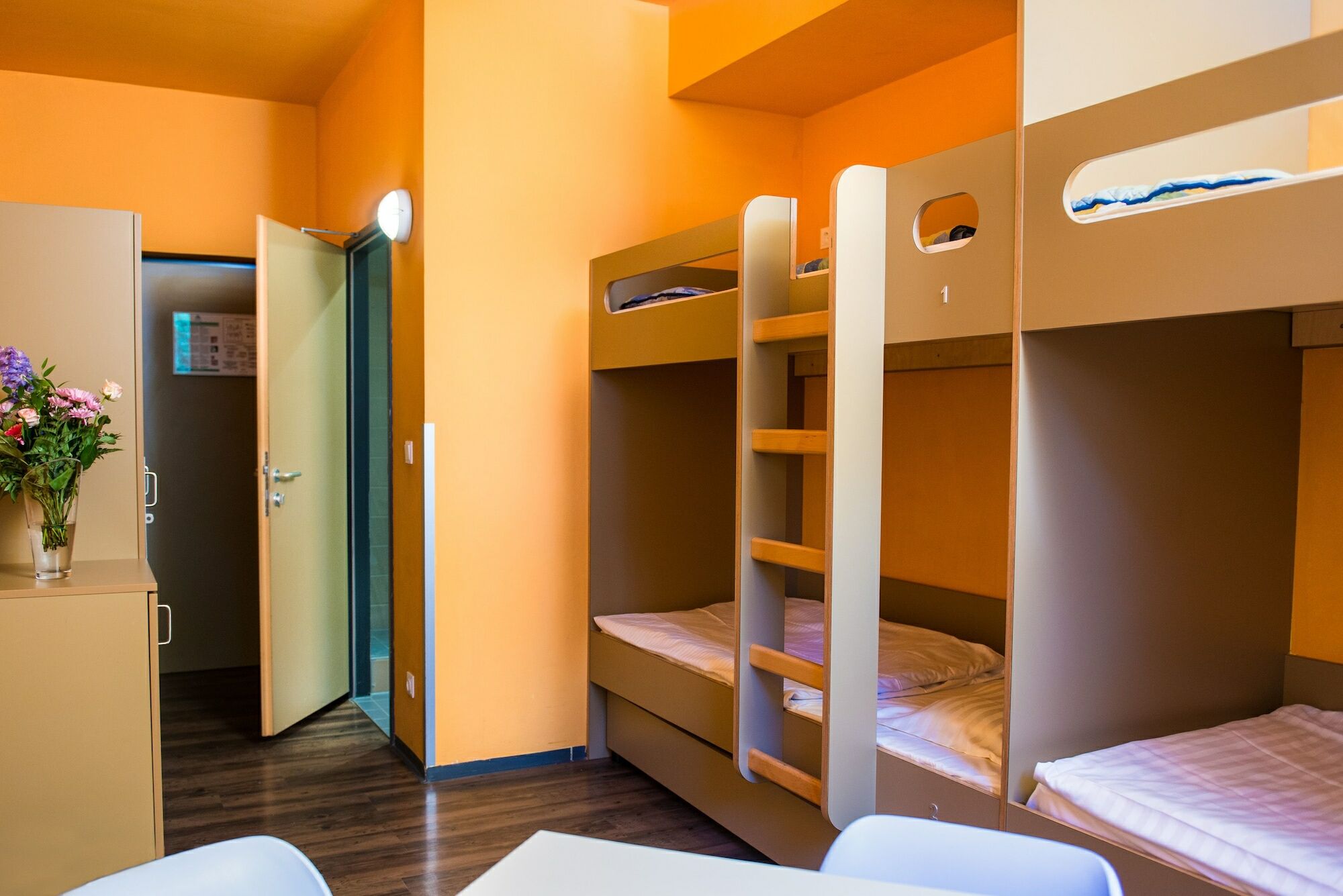 Hostel Huetteldorf Wiedeń Zewnętrze zdjęcie
